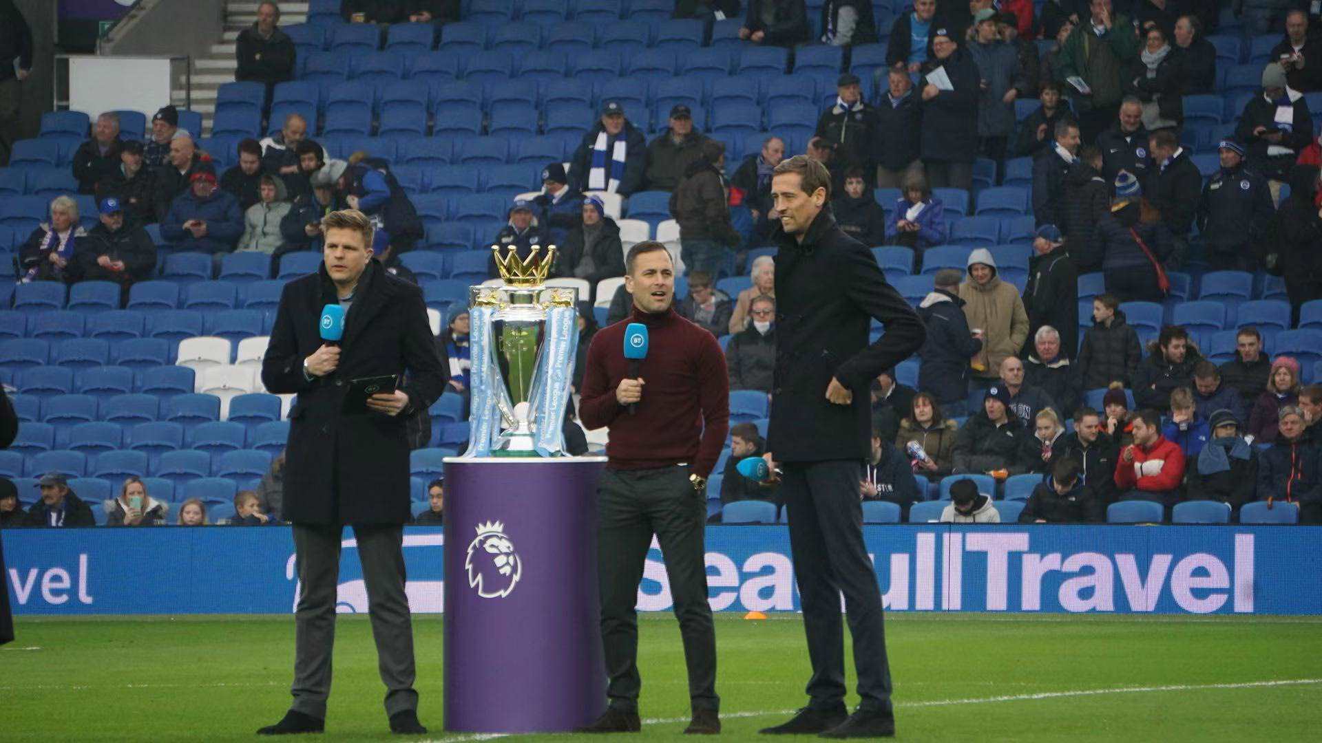 卡拉格悼念 卡拉格悼念