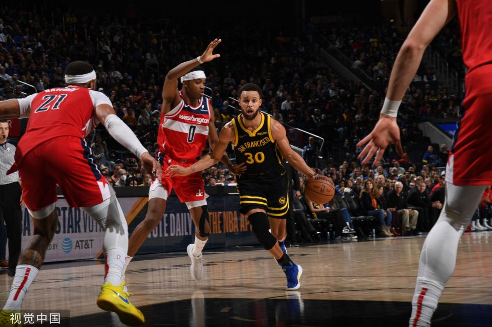 生日聚会时 生日聚会时